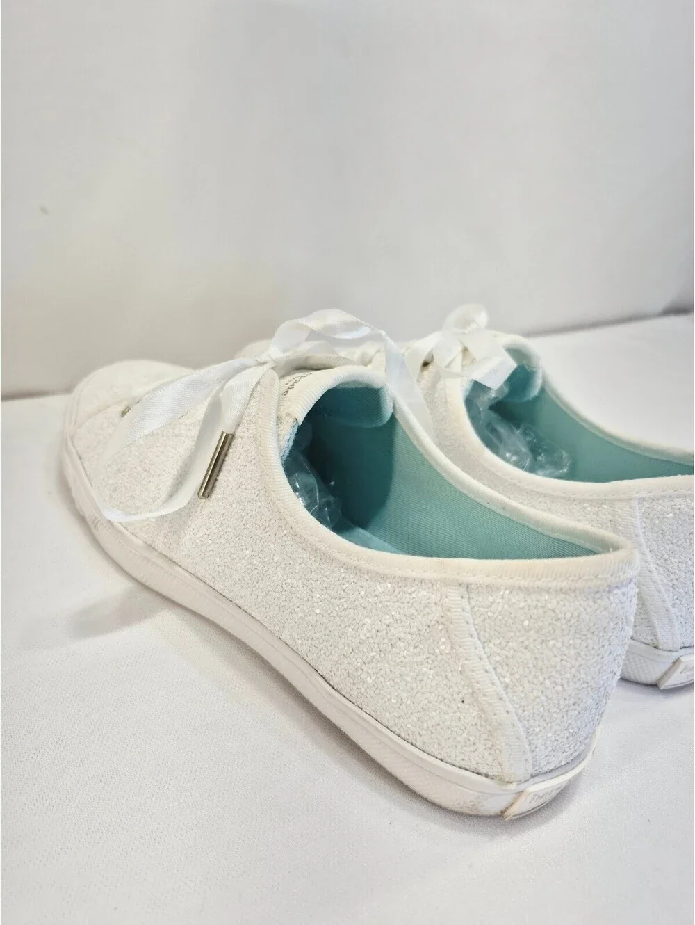 Kate Spade Women's 8 Trista White Glitter Lace Up Sneaker Shoes